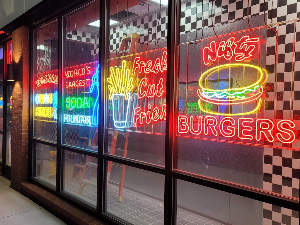 Nifty Fiftys (Fishtown) | restaurant | 2431 Aramingo Ave, Philadelphia, PA 19125, USA | 2677711950 OR +1 267-771-1950