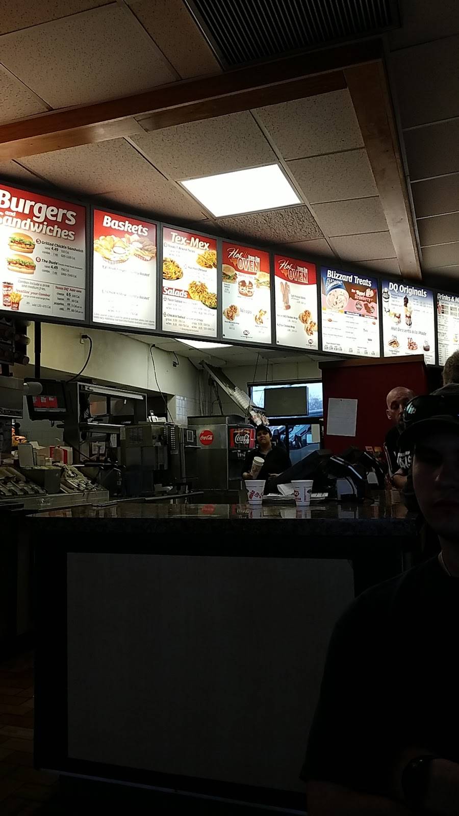 Dairy Queen Store | restaurant | 506 W Hondo Ave, Devine, TX 78016, USA | 8306635639 OR +1 830-663-5639