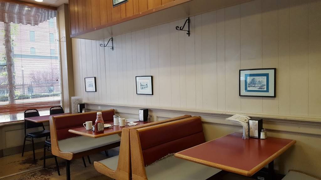 Fedeles Coffee Shop and Restaurant | restaurant | 13 Central St, Southbridge, MA 01550, USA | 5087648019 OR +1 508-764-8019