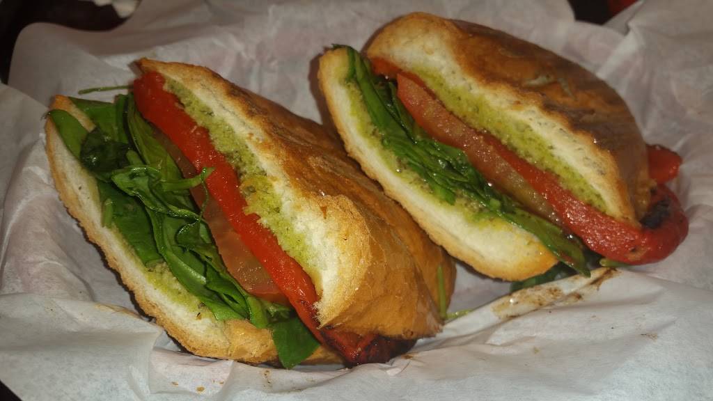 Johnnys Burgers | restaurant | 2029 E First St, Santa Ana, CA 92705, USA | 7145436078 OR +1 714-543-6078