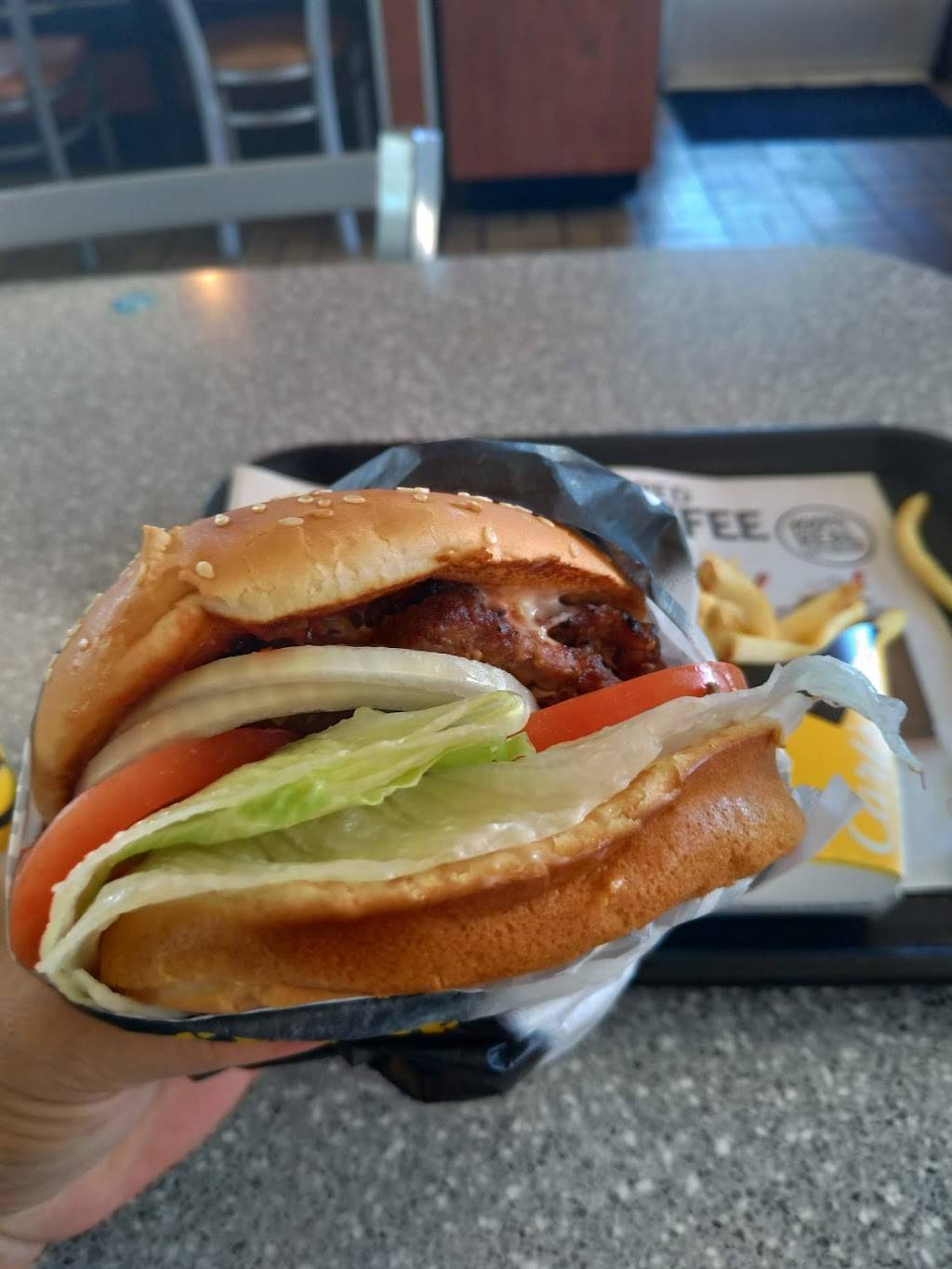 Carls Jr. | restaurant | 2119 Harbor Blvd, Anaheim, CA 92802, USA | 7149715641 OR +1 714-971-5641