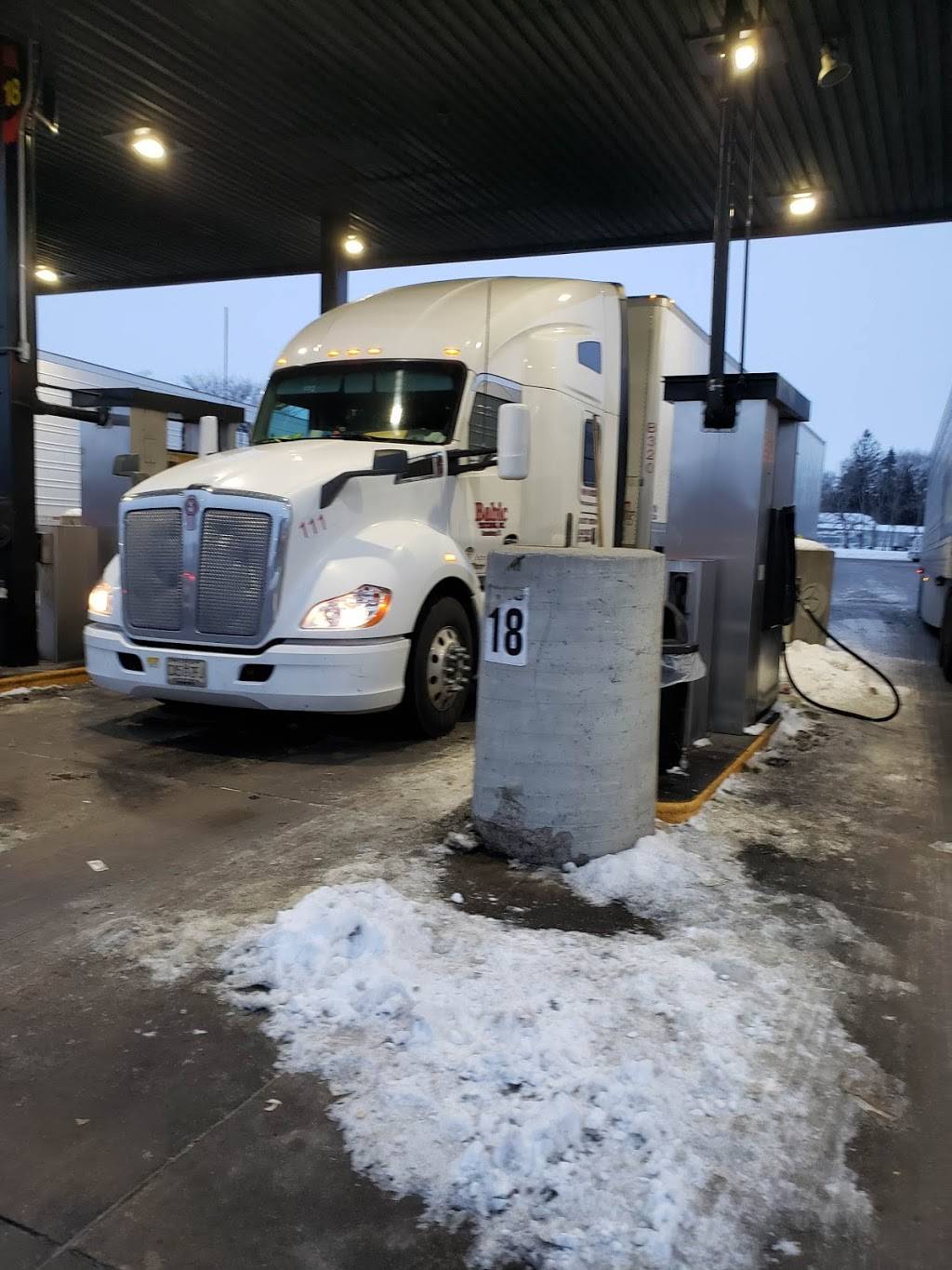 Flying J Travel Center | restaurant | 445 Evansdale Dr, Elk Run Heights, IA 50707, USA | 3192917714 OR +1 319-291-7714