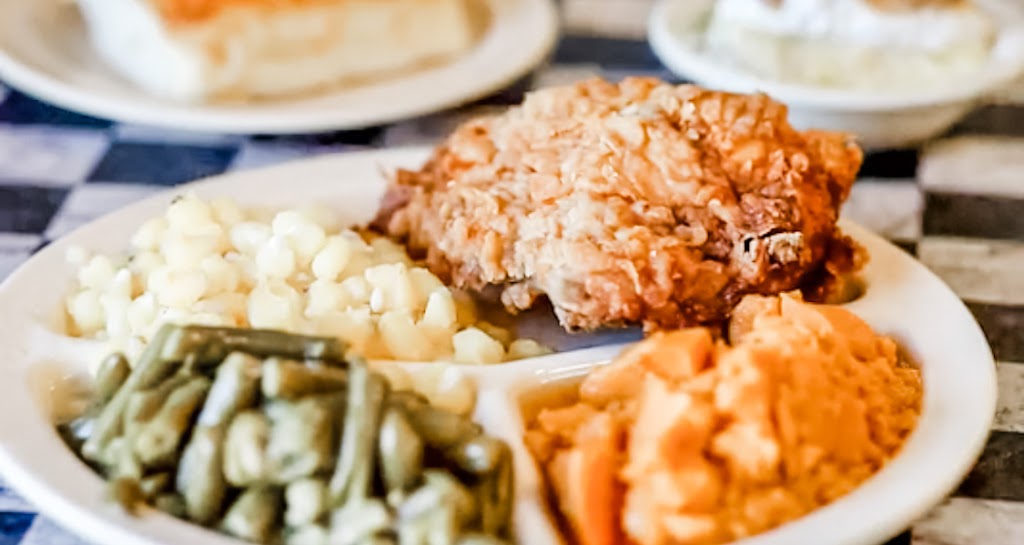 Crossroads Cafe | restaurant | 4654 GA-115, Demorest, GA 30535, USA | 7067547067 OR +1 706-754-7067