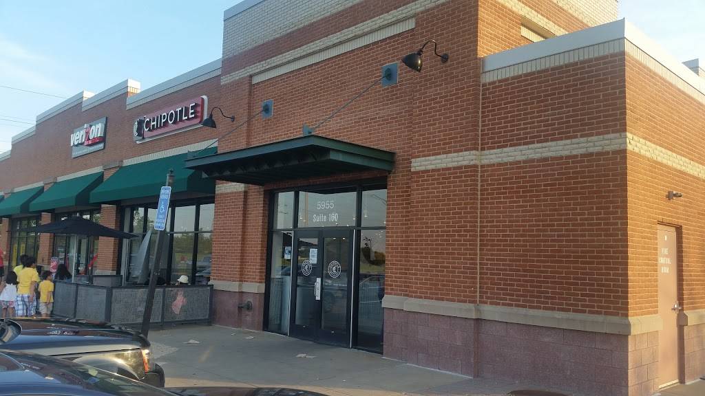 Chipotle Mexican Grill | restaurant | 5955 Kingstowne Towne Ctr, Ste 160, Alexandria, VA 22315, USA | 7039246018 OR +1 703-924-6018