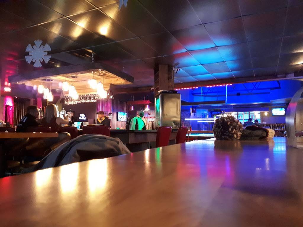 La Boule - Bar Urbain | restaurant | 7365 Boulevard Guillaume-Couture, Lévis, QC G6V 7A3, Canada | 4188350973 OR +1 418-835-0973