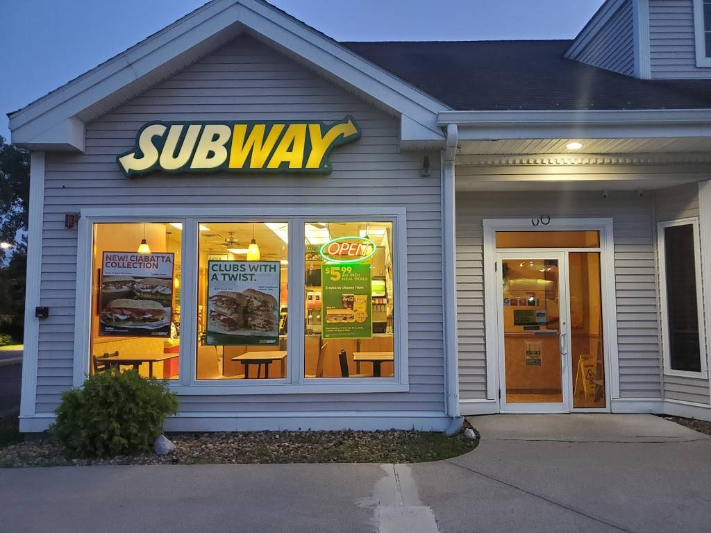 Subway | restaurant | 520-528 W Central St, Franklin, MA 02038, USA | 5085280345 OR +1 508-528-0345