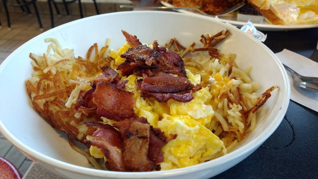 Waffle House | meal takeaway | 1593 Bear Creek Pike, Columbia, TN 38401, USA | 9318405879 OR +1 931-840-5879