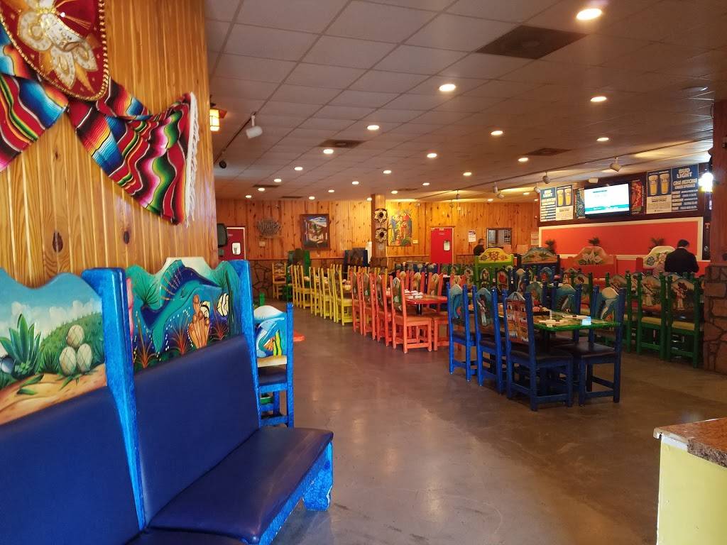 Casa Mexicana | restaurant | 840 Overton Plaza, Livingston, TN 38570, USA | 9318238875 OR +1 931-823-8875