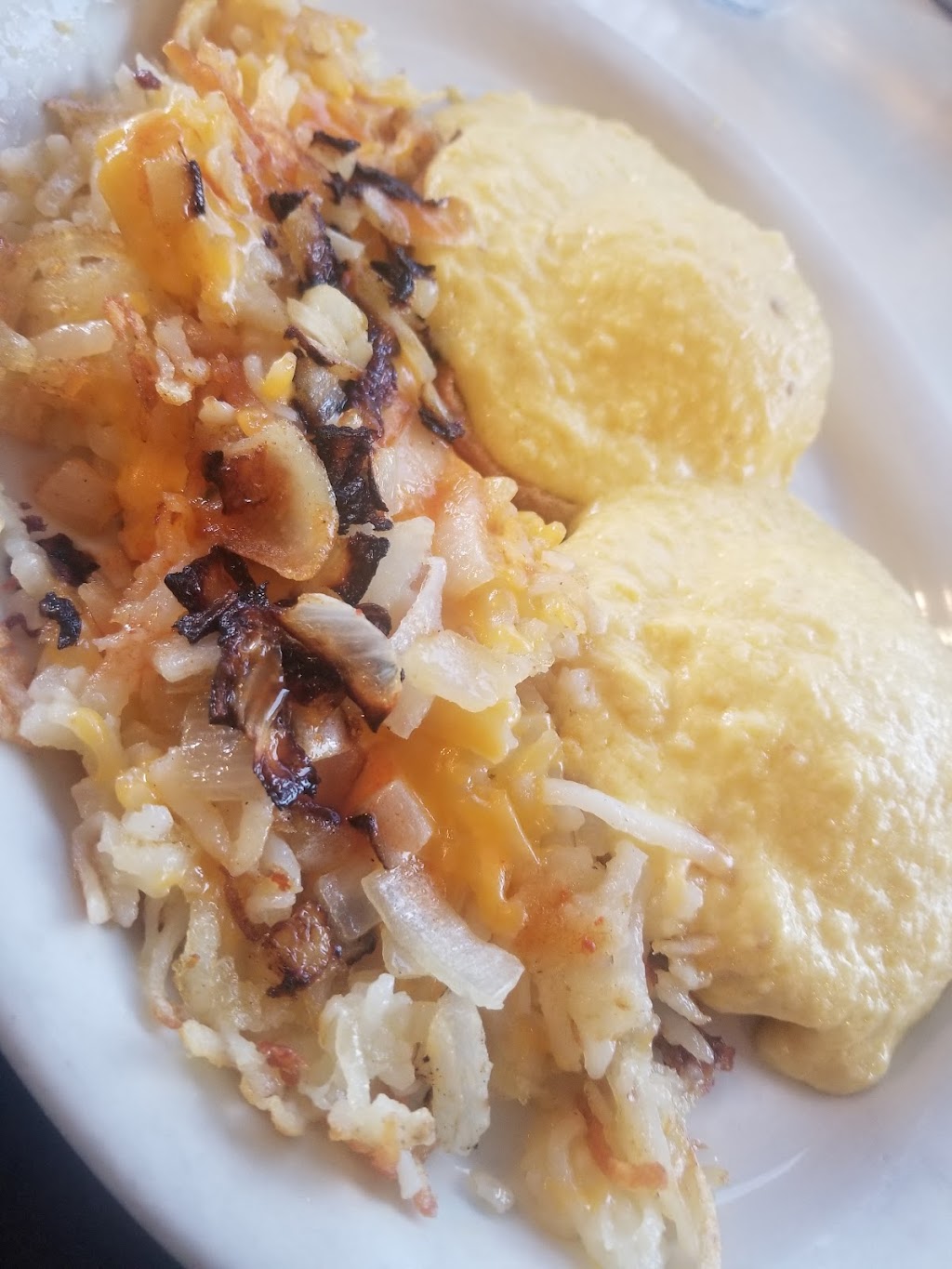 Hungry House | restaurant | 531 N Marquette Rd, Prairie du Chien, WI 53821, USA | 6083264346 OR +1 608-326-4346