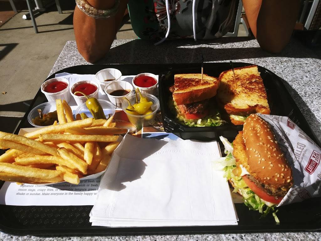 The Habit Burger Grill | restaurant | 12560 Day St a, Moreno Valley, CA 92553, USA | 9514554340 OR +1 951-455-4340
