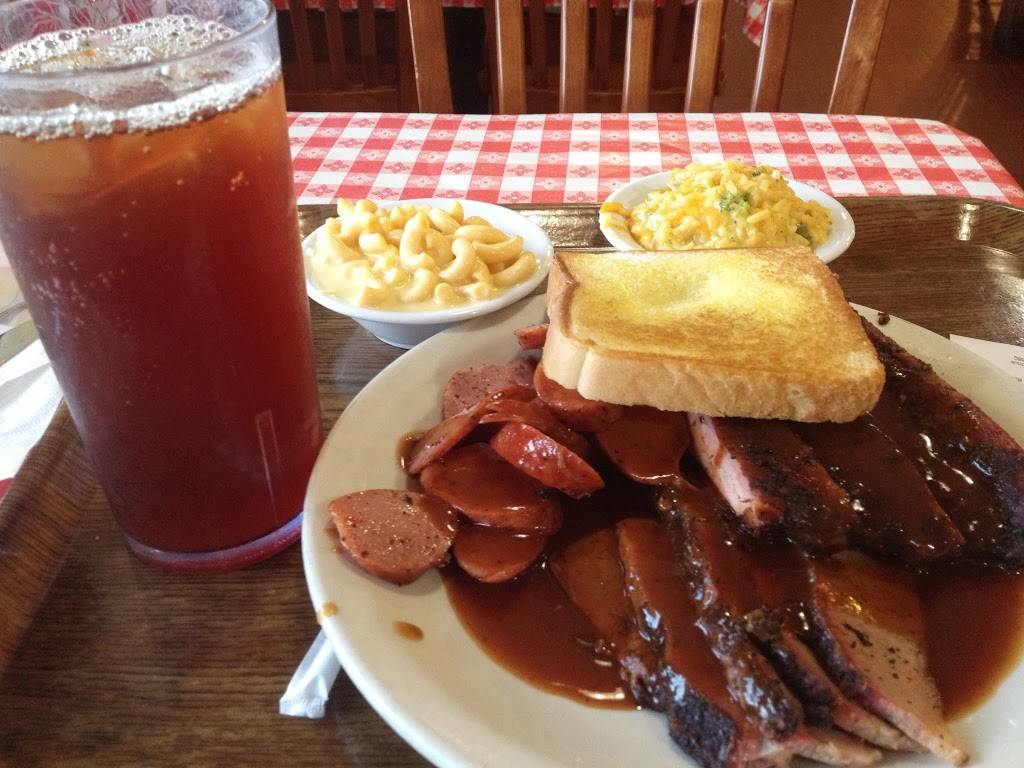 Cousins Bar-B-Q | restaurant | Woodmont North, 6262 McCart Ave, Fort Worth, TX 76133, USA | 8173462511 OR +1 817-346-2511