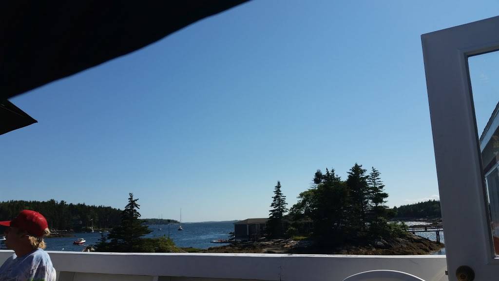Coveside Marina & Restaurant | restaurant | 105 Cove Rd, New Harbor, ME 04554, USA | 2076448282 OR +1 207-644-8282