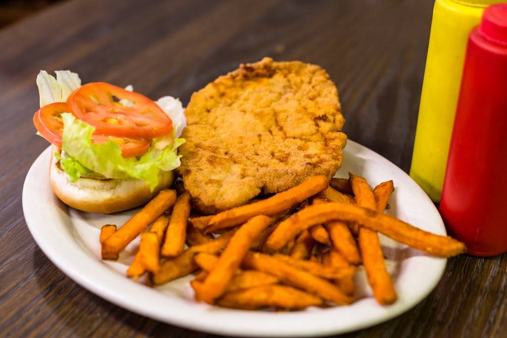 Lorettas Country Kitchen | restaurant | 12 E Pike St, Christiansburg, OH 45389, USA | 9378579275 OR +1 937-857-9275