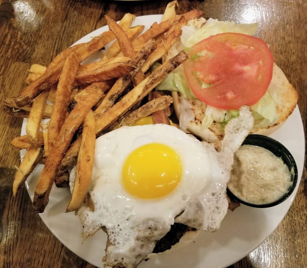 Mahaffeys Pub | restaurant | 2706 Dillon St, Baltimore, MD 21224, USA | 4102769899 OR +1 410-276-9899