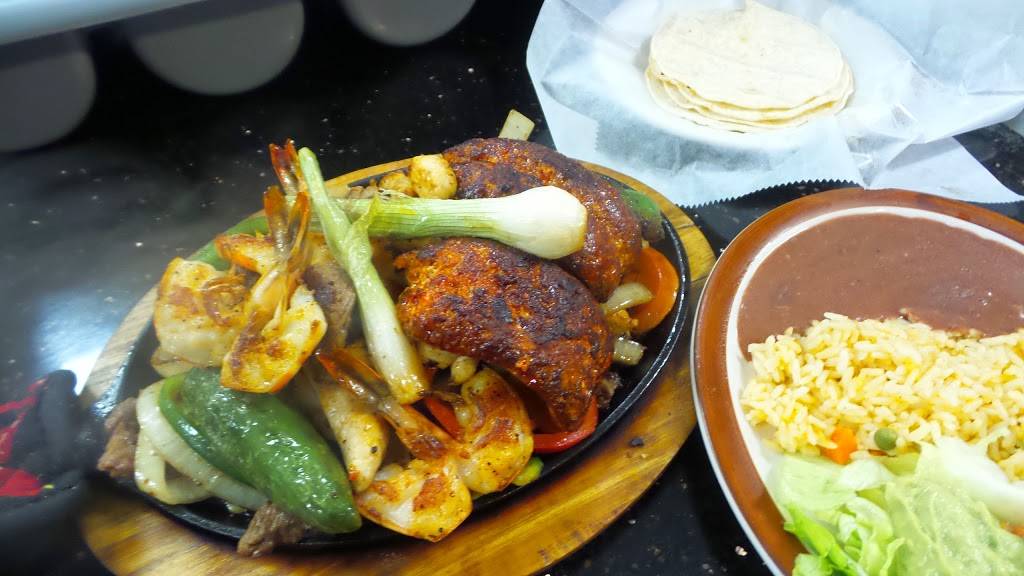 Ines Place | restaurant | 10901 Main St, Fairfax, VA 22030, USA | 7033830009 OR +1 703-383-0009