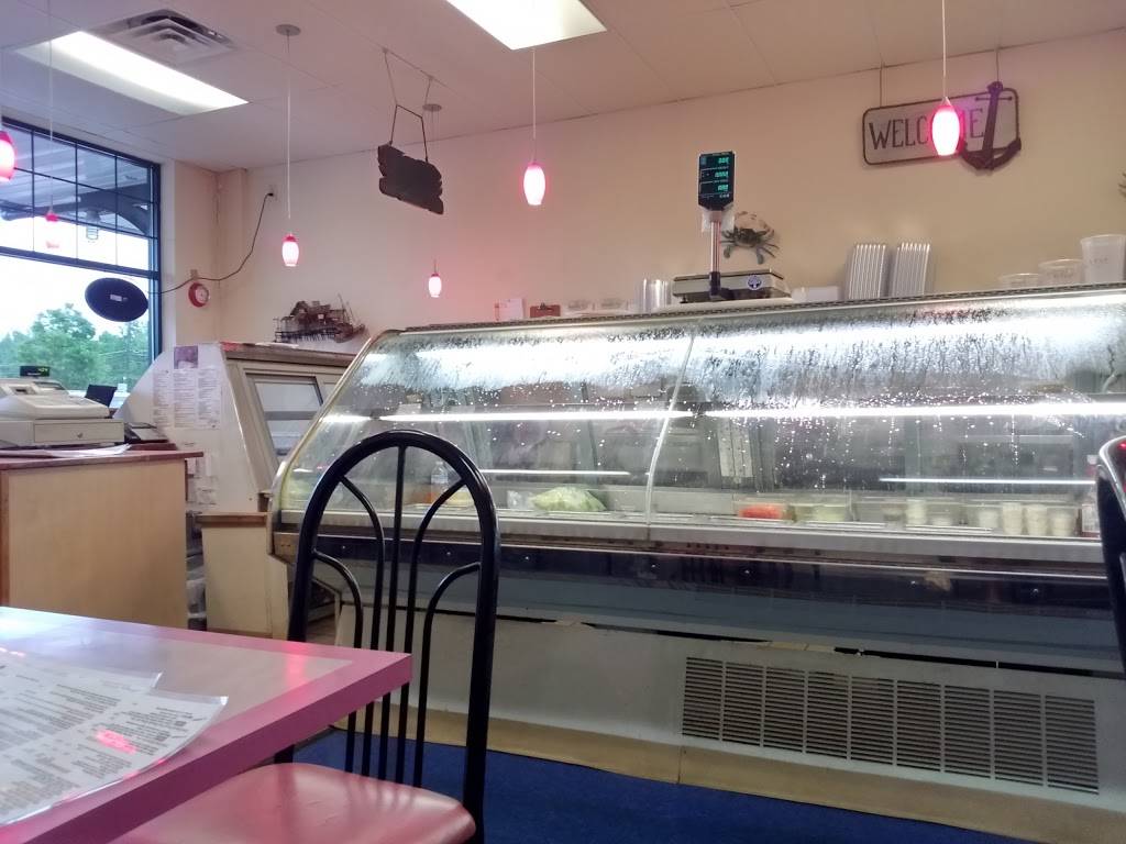 Loupys Crabs Seafood & Catering | restaurant | 795 E Rte 70, Marlton, NJ 08053, USA | 8569852006 OR +1 856-985-2006