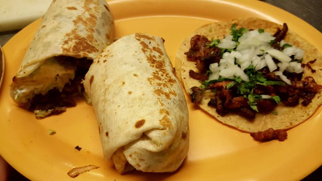 El Potosi | restaurant | 3710 N Elston Ave, Chicago, IL 60618, USA | 7734632517 OR +1 773-463-2517