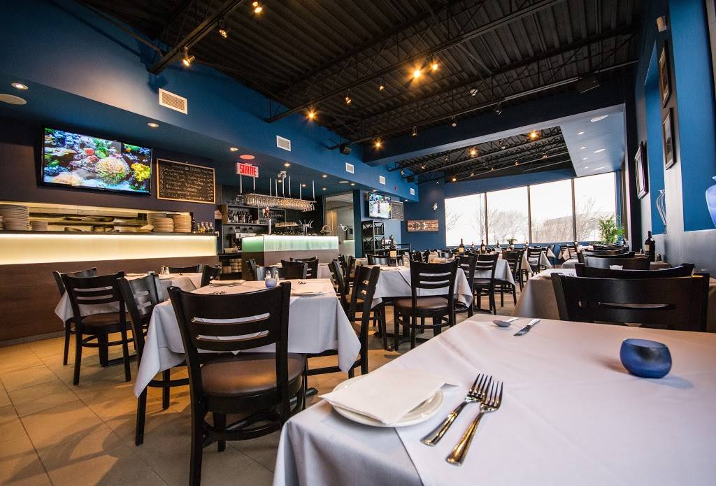 Restaurant Bar Focaccio | restaurant | 490 Avenue Michel Jasmin, Dorval, QC H9P 1C3, Canada | 5144200075 OR +1 514-420-0075