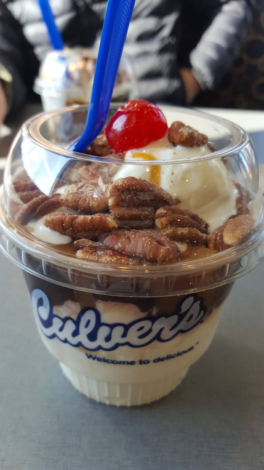 Culvers | restaurant | 3355 S Martin Luther King Dr, Chicago, IL 60616, USA | 3128081100 OR +1 312-808-1100