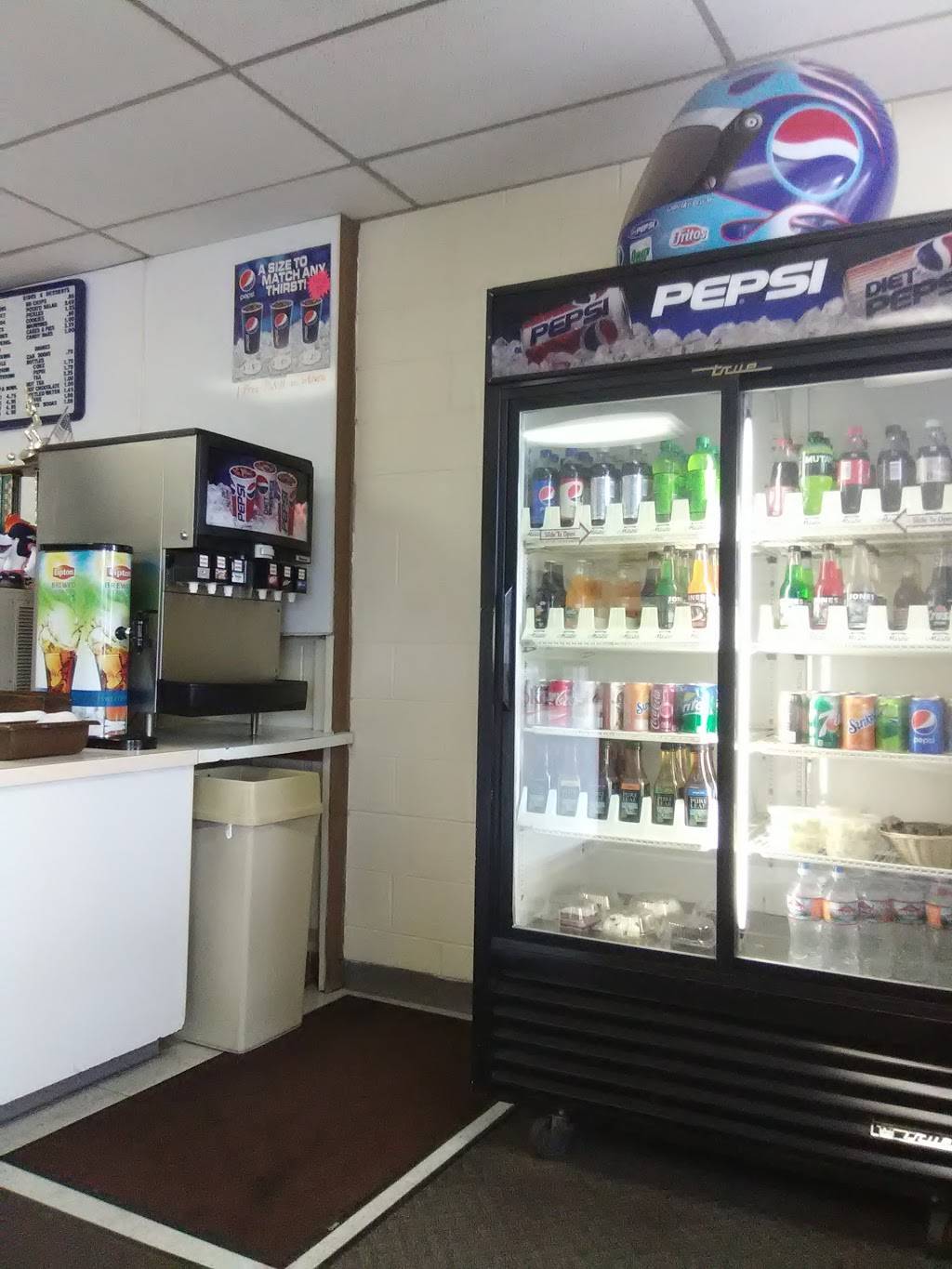 S S Subs | restaurant | 366 Main St, Colorado Springs, CO 80911, USA | 7193928658 OR +1 719-392-8658