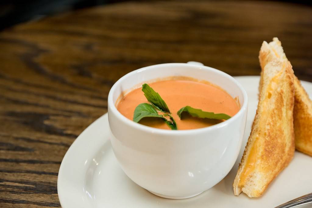 49 Street Tavern | restaurant | 4129 E 49th St, Newburgh Heights, OH 44105, USA | 2164173102 OR +1 216-417-3102