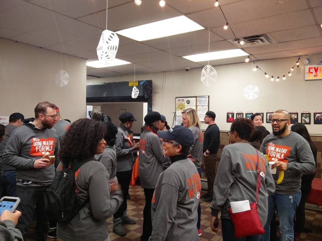 Community Kitchen-West Harlem | restaurant | 252 W 116th St, New York, NY 10026, USA | 2126659082 OR +1 212-665-9082