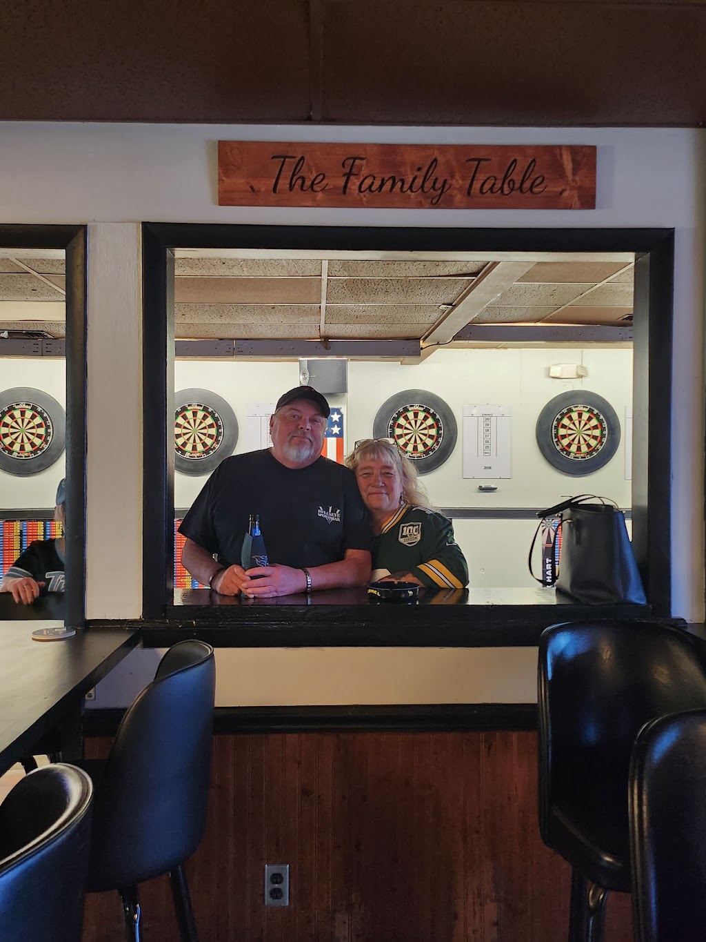 Bullseye Sports Bar | restaurant | 225 River Rock Blvd, Murfreesboro, TN 37128, USA | 6159628799 OR +1 615-962-8799