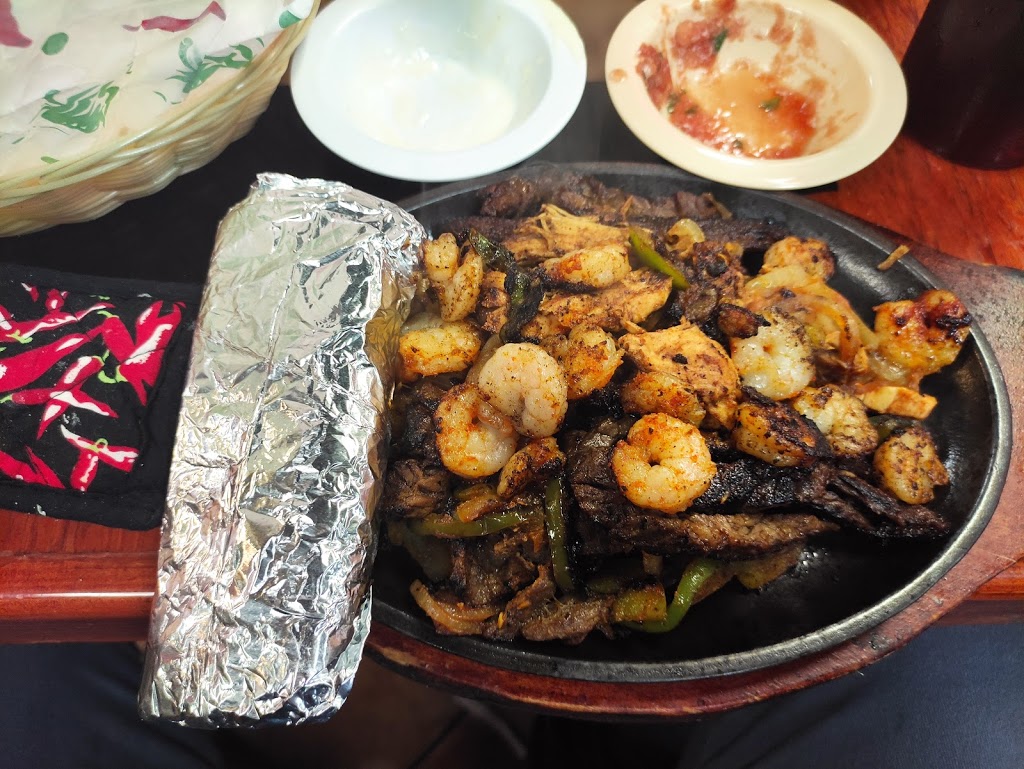 El Jarrito Mexican Grill | restaurant | 2017 Farmerville Hwy, Ruston, LA 71270, USA | 3182559600 OR +1 318-255-9600