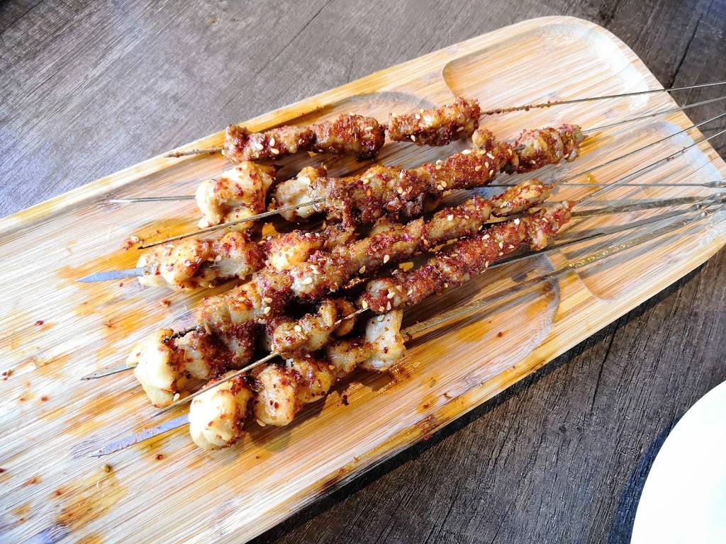 老江湖音乐烧烤餐吧 WeFusion Grill & Music Bar | restaurant | 3820 Victoria Park Ave, North York, ON M2H 3H7, Canada | 6475082666 OR +1 647-508-2666