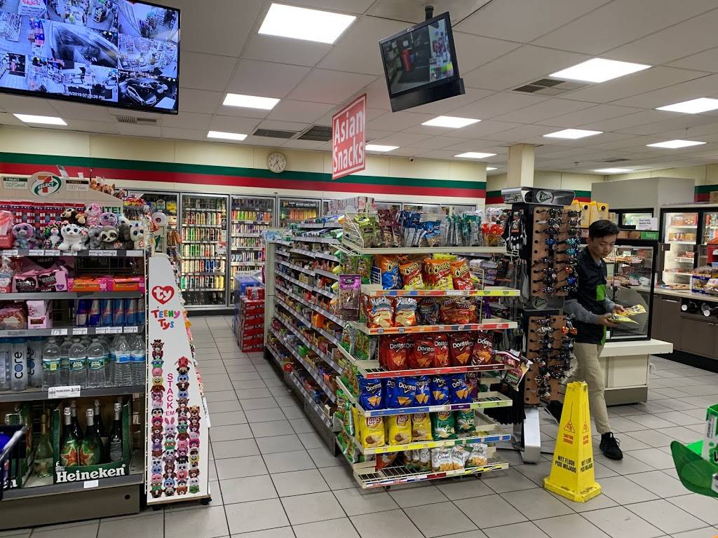 7-Eleven | bakery | 127-02 14th Ave, Queens, NY 11356, USA | 7189611396 OR +1 718-961-1396