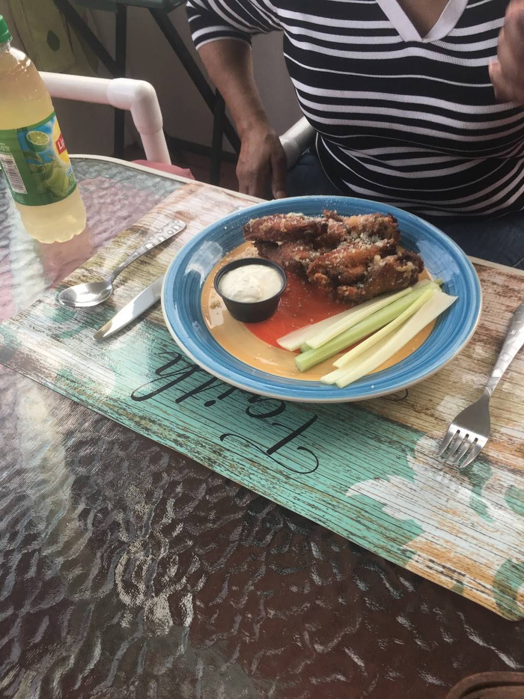 Green Stop | restaurant | 6070 Sullivan Trail, Nazareth, PA 18064, USA | 6106140260 OR +1 610-614-0260