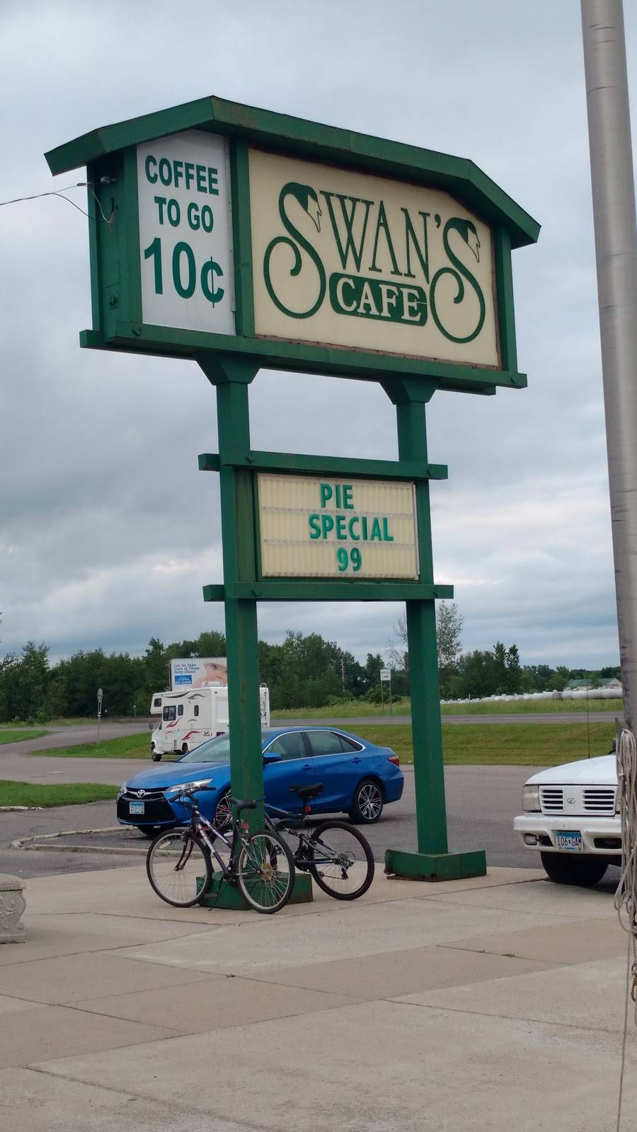 Swans Cafe | restaurant | 1015 E Frontage Rd, Litchfield, MN 55355, USA | 3206933279 OR +1 320-693-3279
