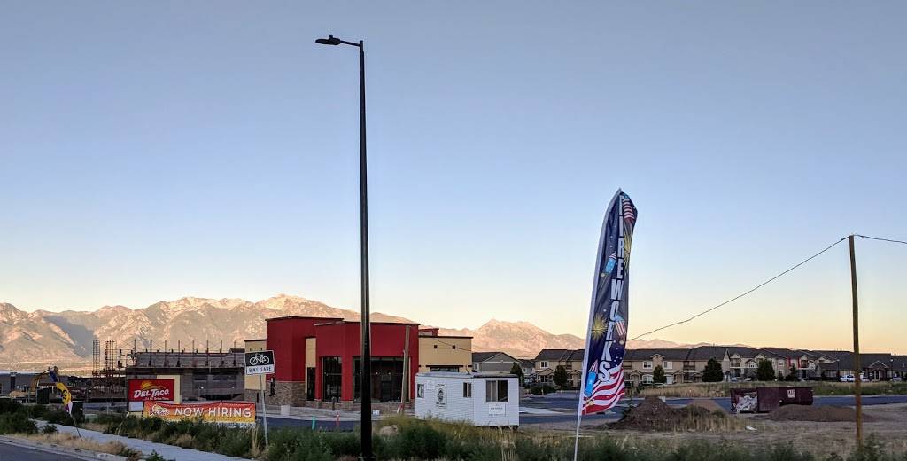 Del Taco | restaurant | 5600 W 7800 S, West Jordan, UT 84081, USA | 8012821235 OR +1 801-282-1235