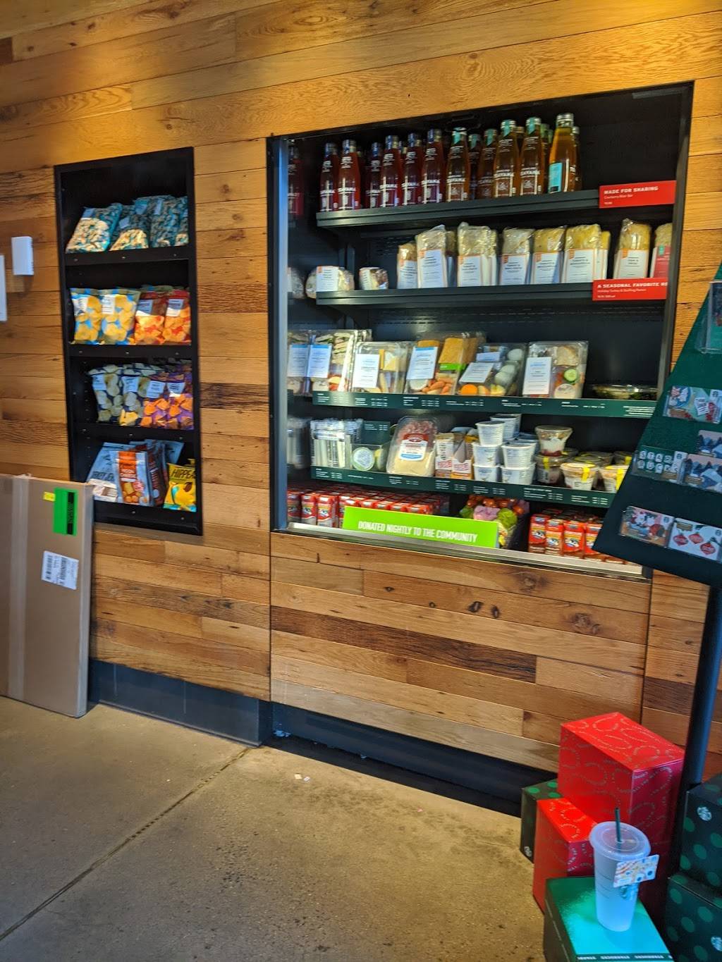 Starbucks | cafe | 839 Sunrise Hwy, Lynbrook, NY 11563, USA | 5165994809 OR +1 516-599-4809