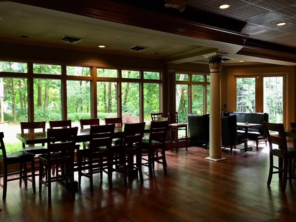 Lalas in the Lakes | restaurant | 4315 Manchester Rd, New Franklin, OH 44319, USA | 2345714757 OR +1 234-571-4757