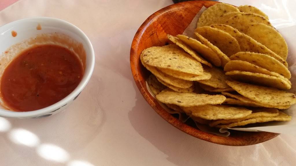 El Grullo | restaurant | 198 S King Rd, San Jose, CA 95116, USA | 4082592328 OR +1 408-259-2328