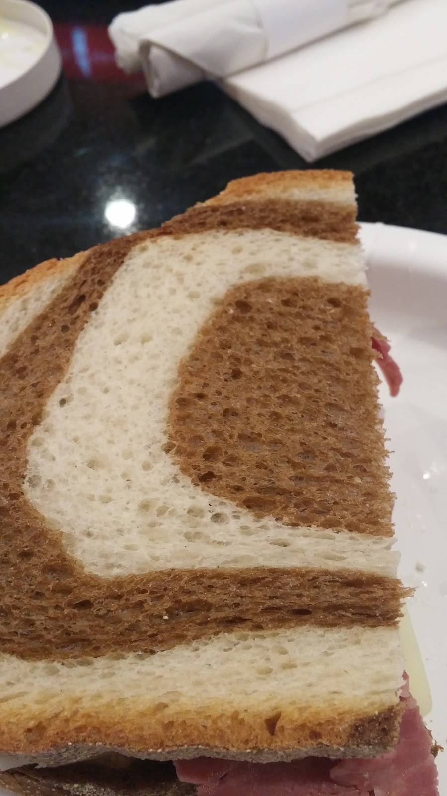 Kens NY Deli & Brick Oven Pizzeria | meal takeaway | 72 Great Rd, Bedford, MA 01730, USA | 7812764999 OR +1 781-276-4999