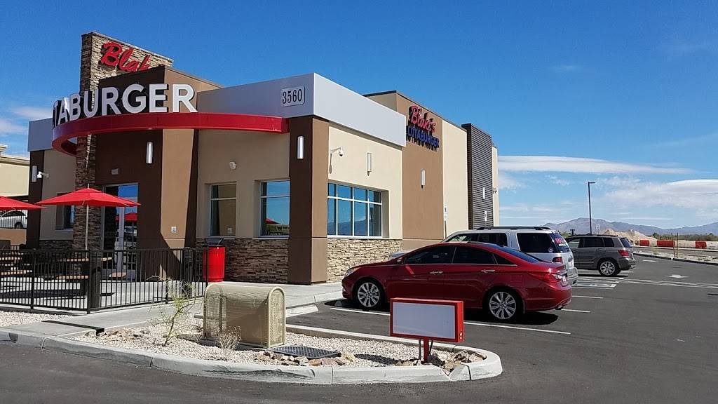 Blakes Lotaburger | restaurant | 3560 N Craycroft Rd, Tucson, AZ 85750, USA | 5207773657 OR +1 520-777-3657