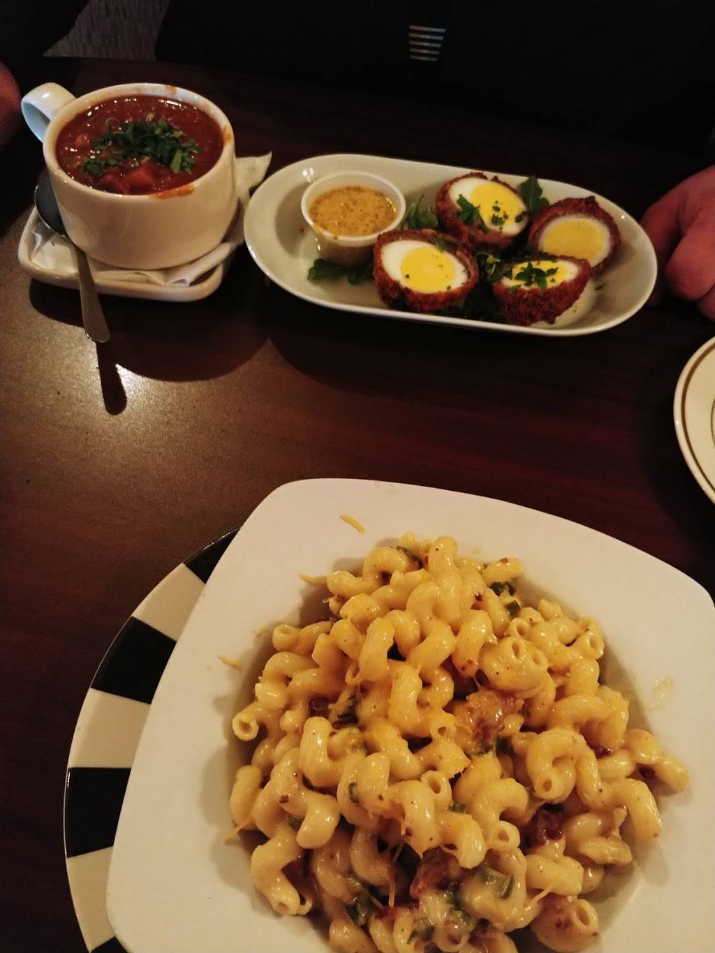 Urban Comforts Eatery | restaurant | 32N S 3rd St, Zanesville, OH 43701, USA | 7404532227 OR +1 740-453-2227