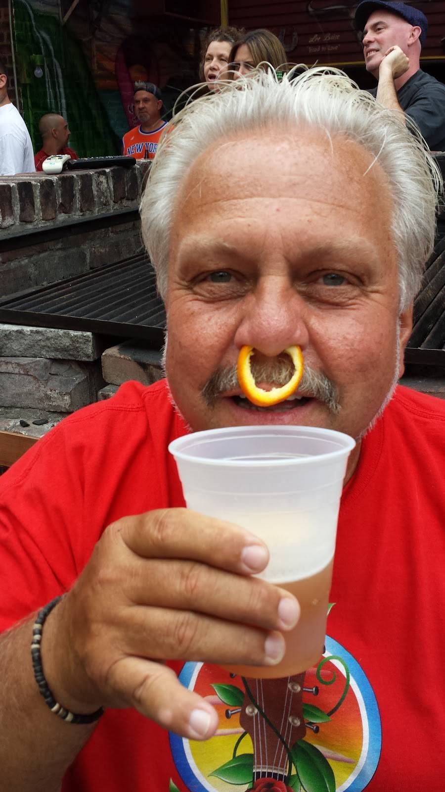 Lonestar Sports Bar & Grill | restaurant | 8703 5th Ave, Brooklyn, NY 11209, USA | 7188335180 OR +1 718-833-5180