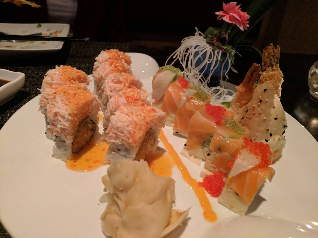 Mt. Fuji Hibachi and Asian Bistro | restaurant | 43 Summit Square Shopping Center, Langhorne, PA 19047, USA | 2158606888 OR +1 215-860-6888