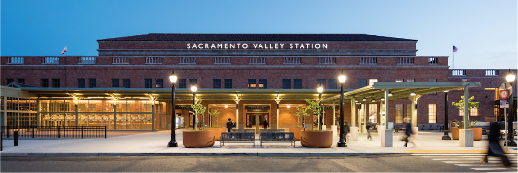 Sourdough & Co Sacramento Valley Station | restaurant | 401 I St Suite 110, Sacramento, CA 95814, USA | 9168224491 OR +1 916-822-4491