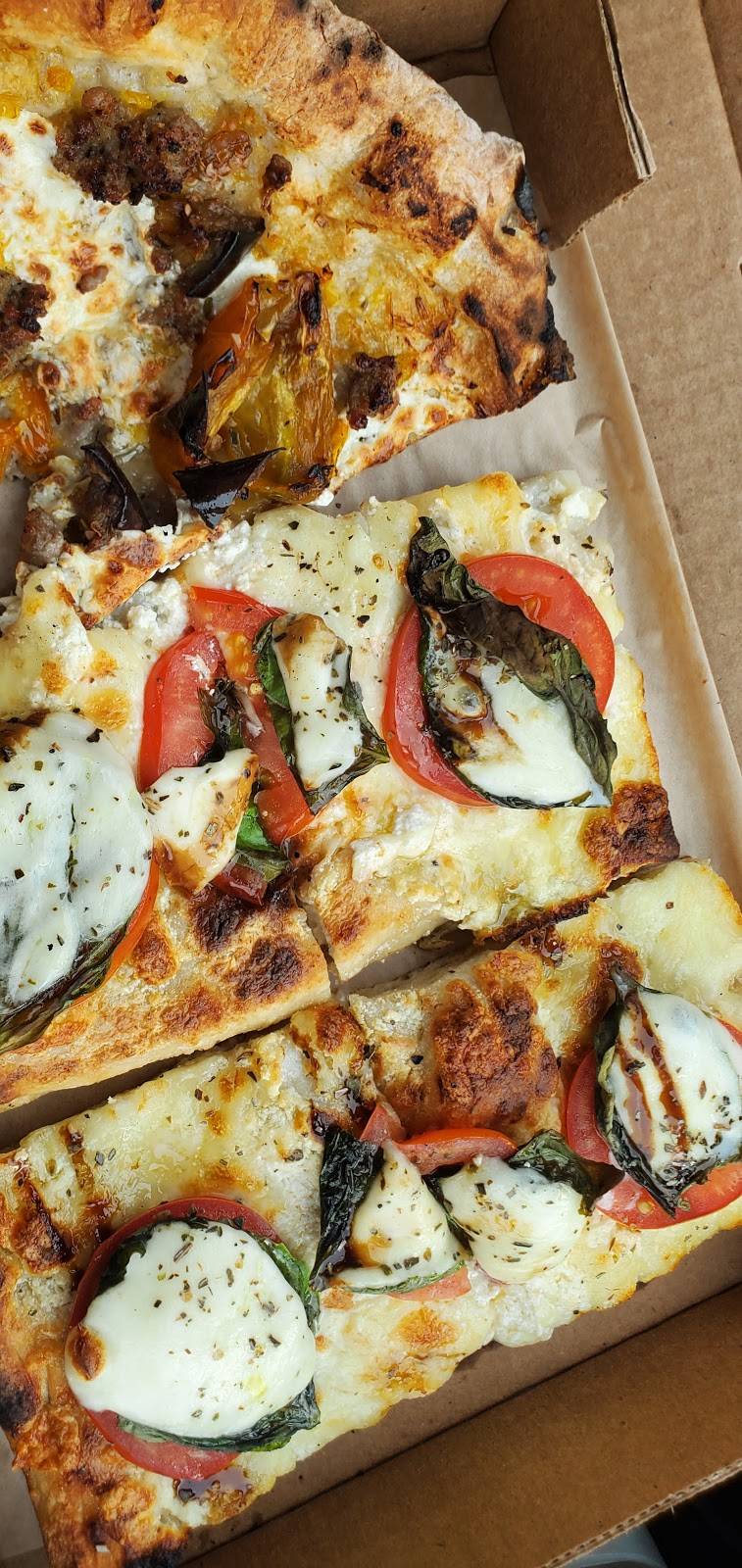 Via Italia wood fired pizza | restaurant | 8644 Hunters Park Way, Tampa, FL 33647, USA | 8134754857 OR +1 813-475-4857