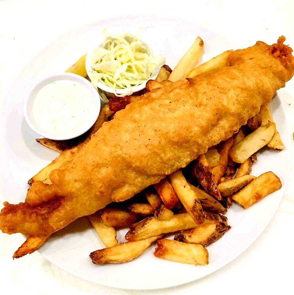 Carusos Family Resturaunt | restaurant | 35 Talbot St E, Cayuga, ON N0A 1E0, Canada | 2897367777 OR +1 289-736-7777