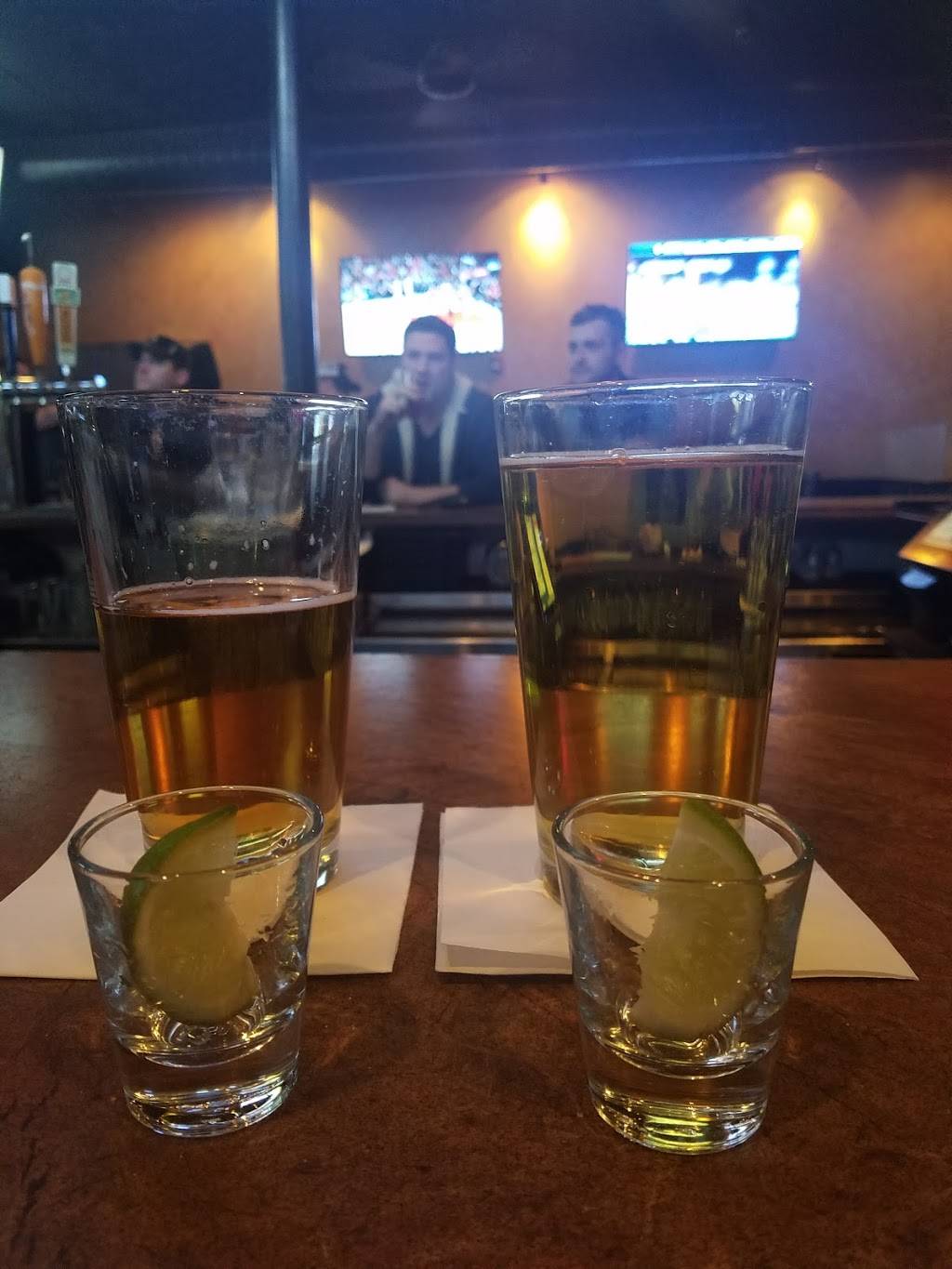 Stats Bar & Grille | restaurant | 77 Dorchester St, Boston, MA 02127, USA | 6172689300 OR +1 617-268-9300