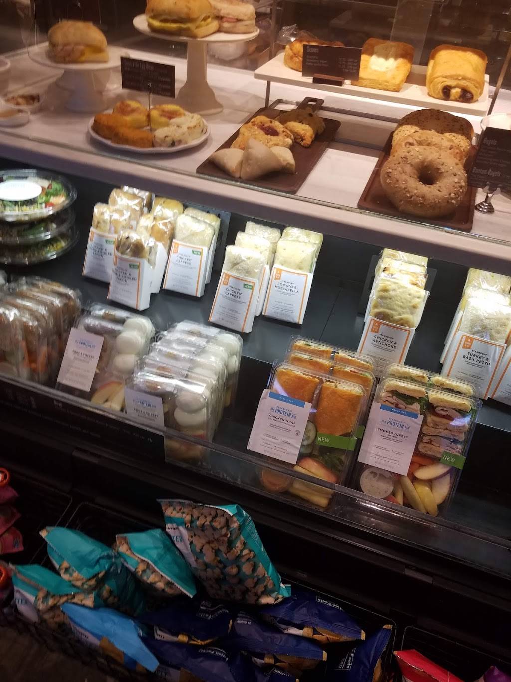 Starbucks | cafe | 711 W 40th St Suite 160, Baltimore, MD 21211, USA | 6672120847 OR +1 667-212-0847