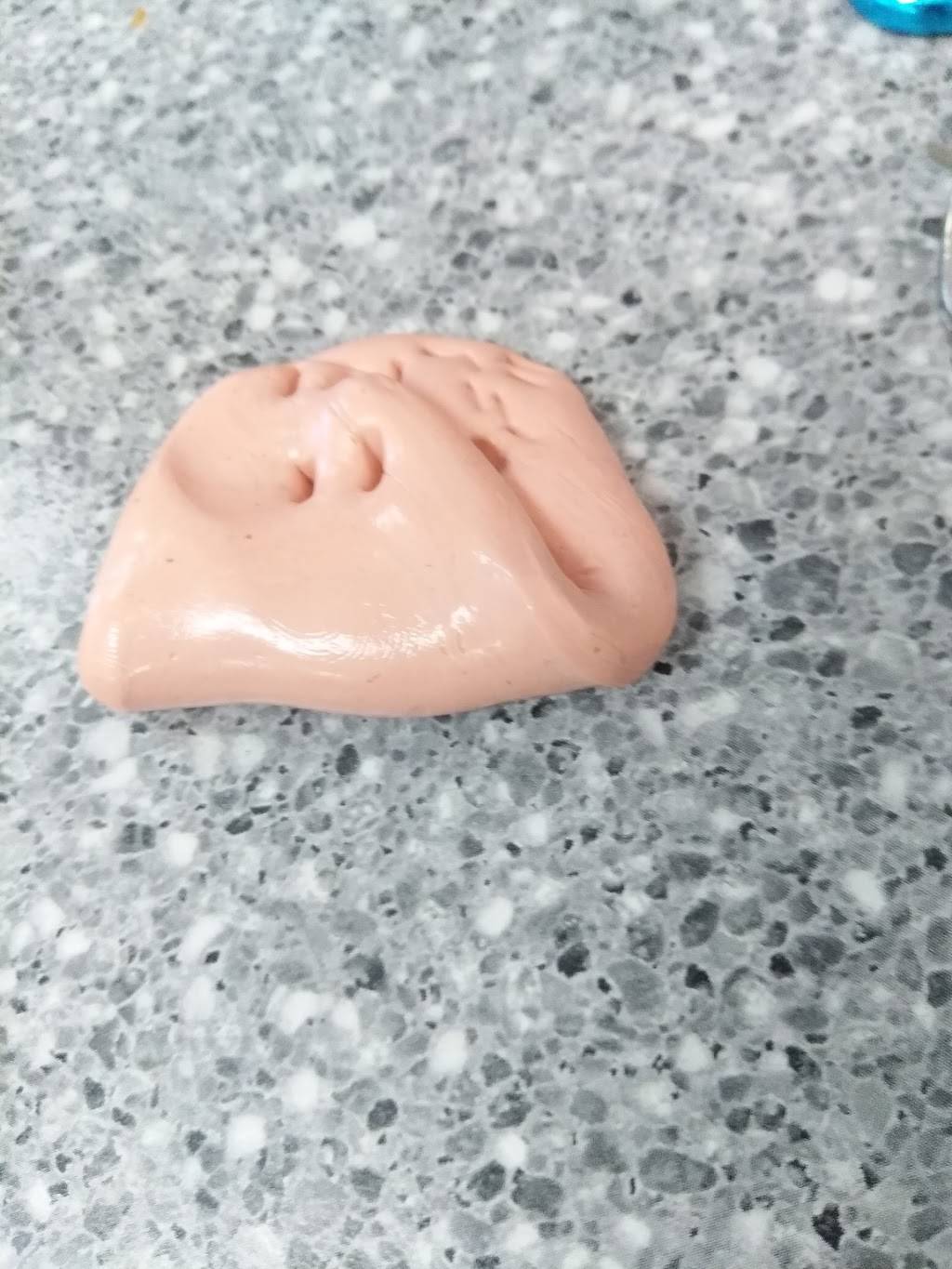 Carls Jr. / Green Burrito | restaurant | 44400 Valley Central Way, Lancaster, CA 93536, USA | 6619408418 OR +1 661-940-8418