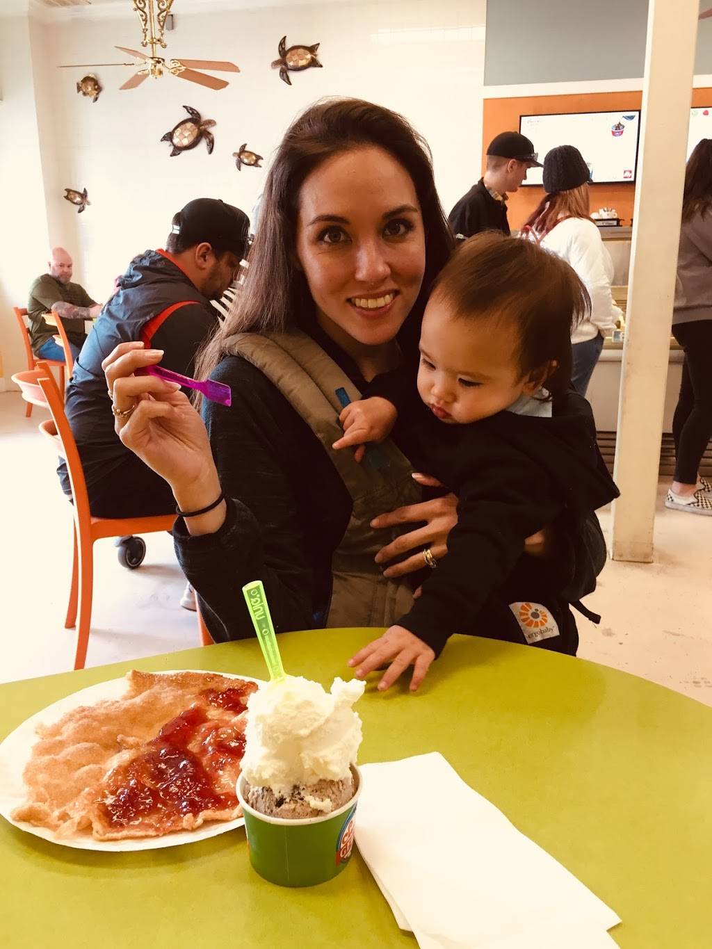 Were All Ears | restaurant | 200 Broadway St, Seaside, OR 97138, USA | 5037380102 OR +1 503-738-0102