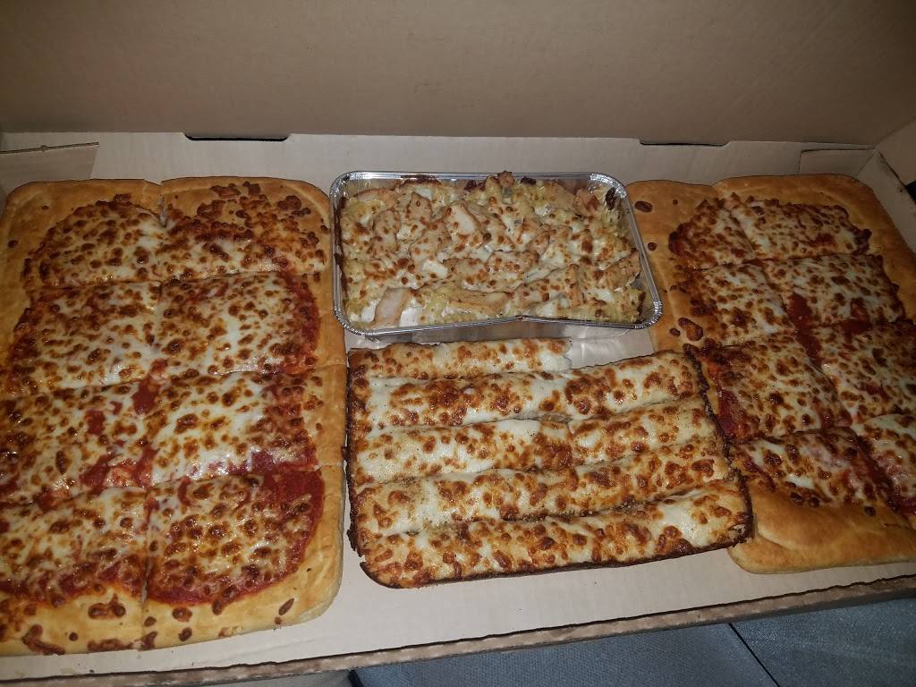 Pizza Hut | restaurant | 2859 Alabama Ave SE, Washington, DC 20020, USA | 2025811200 OR +1 202-581-1200