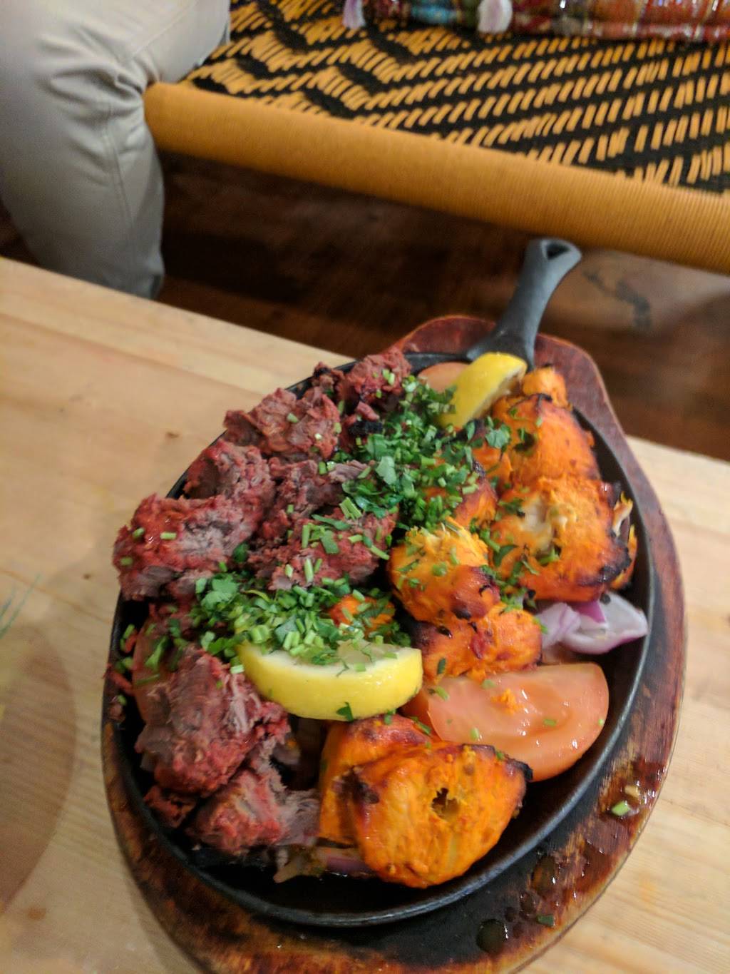 Haveli Grill | restaurant | 1910 Canterbury Rd, Sacramento, CA 95815, USA | 9163331186 OR +1 916-333-1186